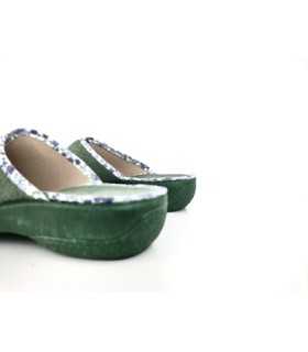 Zapatilla casa Pinki verde de Cabrera