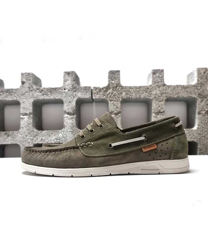 Zapatos náuticos piel verde de Himalaya, visto de perfil