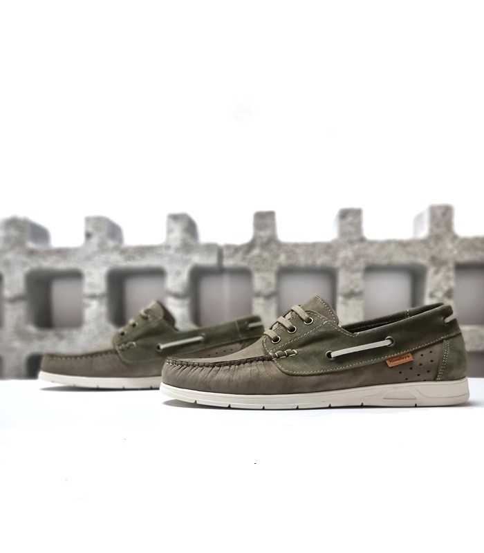 Zapato nautico piel verde de Himalaya
