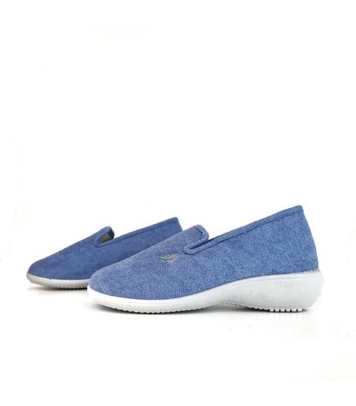 Zapatillas casa cerrada cuña rizo azul de Plumaflex