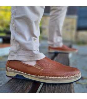 Zapato mocasin sport piel marrón de Himalaya pala punteada