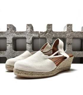 Alpargata mujer cuña media beige de Torres