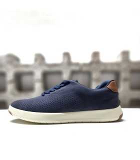 Zapatilla deportiva hombre azul marino microperforada Jhayber con cordones y suela blanca