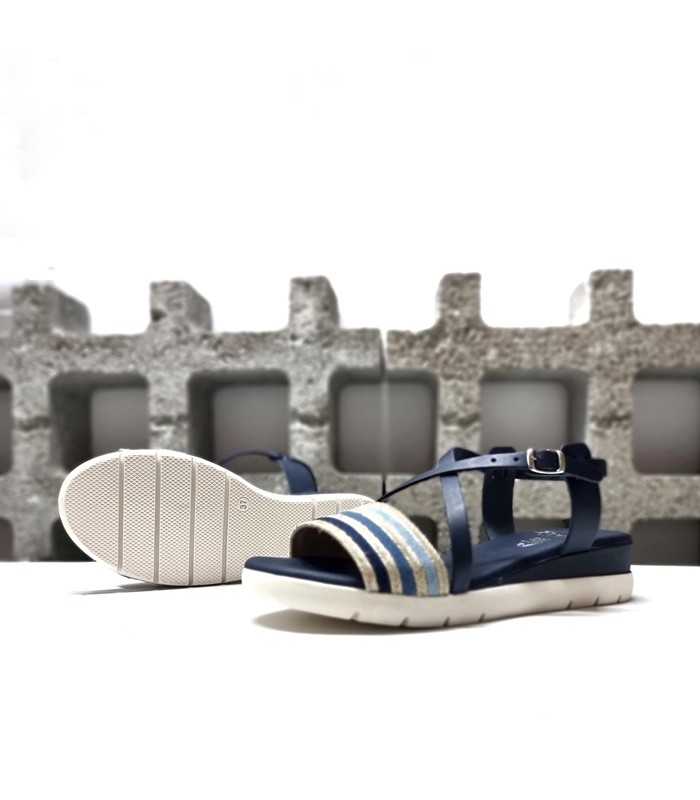 Vista de la suela: Suela blanca de sandalias Flexia azul con cuña baja