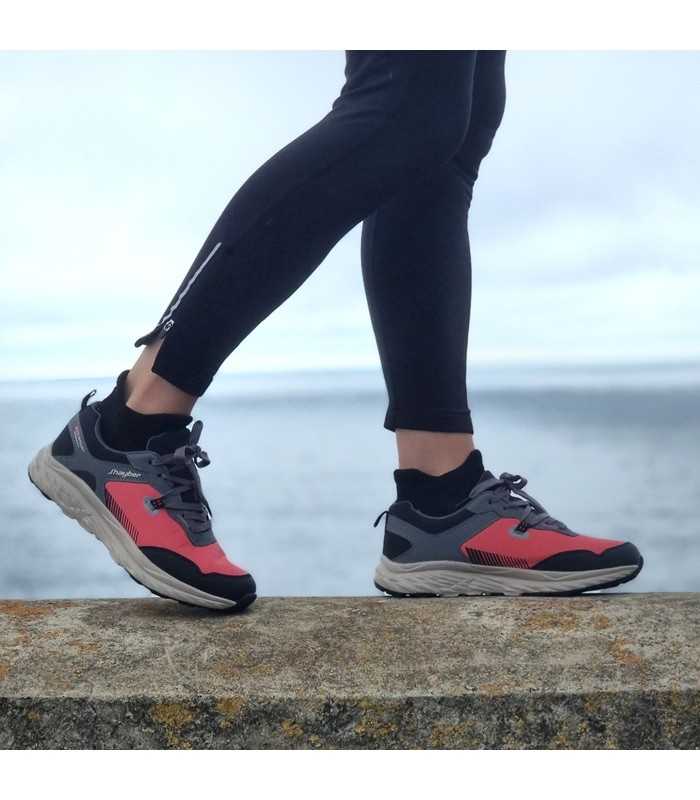 Explora con estilo y comodidad con las Jhayber Chepista Fucxia.