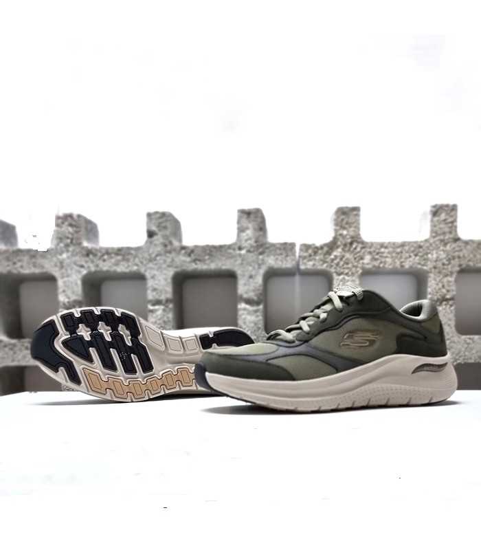 Suela flexible con tracción de la zapatilla Skechers Arch Fit® 2.0 - The Keep.
