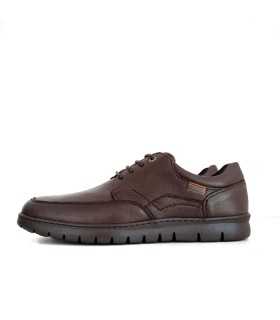 Foto de perfil: "Zapatos de piel marrónes de vacío con cordones, ideal para un look casual moderno."