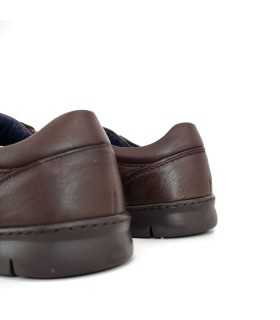 vista trasera de Zapatos cordones hombre marrónes