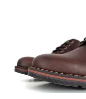Detalle de puntera de Zapatos marrónes de hombre cordones para hombre