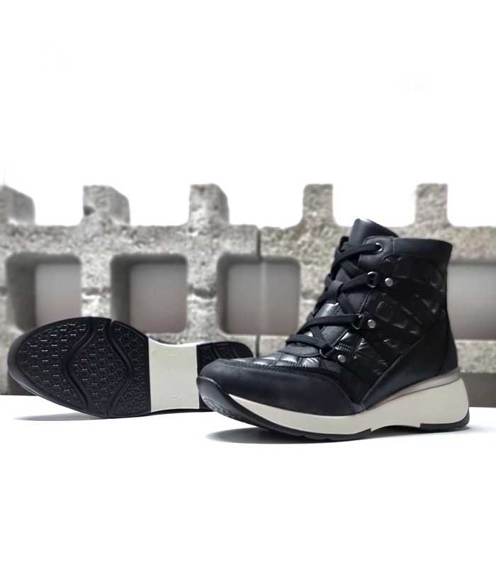 Piso ligero de cuña del botón Mysoft negro