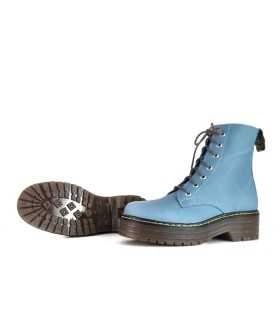 Detalle del piso: Piso de goma de 4.00 cm. de bota azul