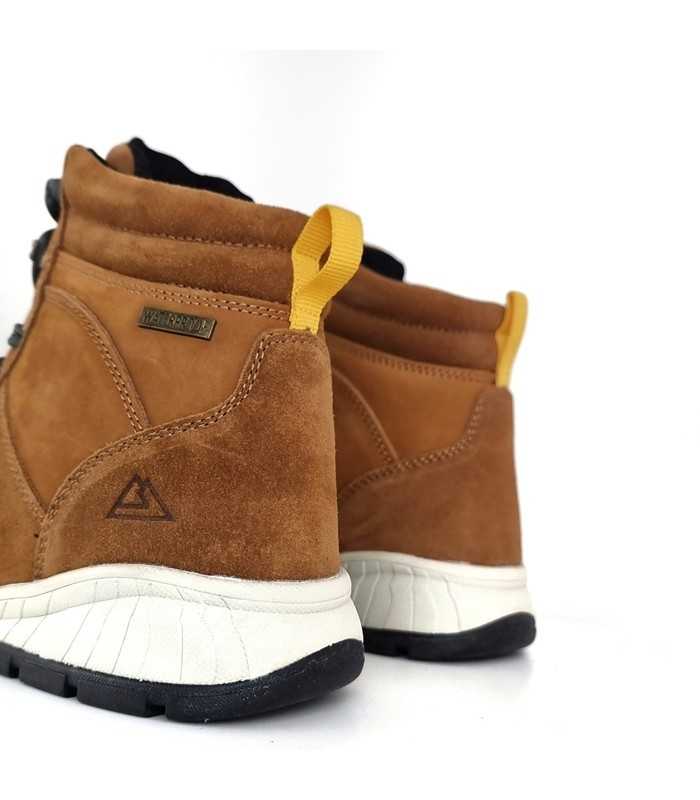vista desde atrás de Botas Benasque marrón Paredes para hombre