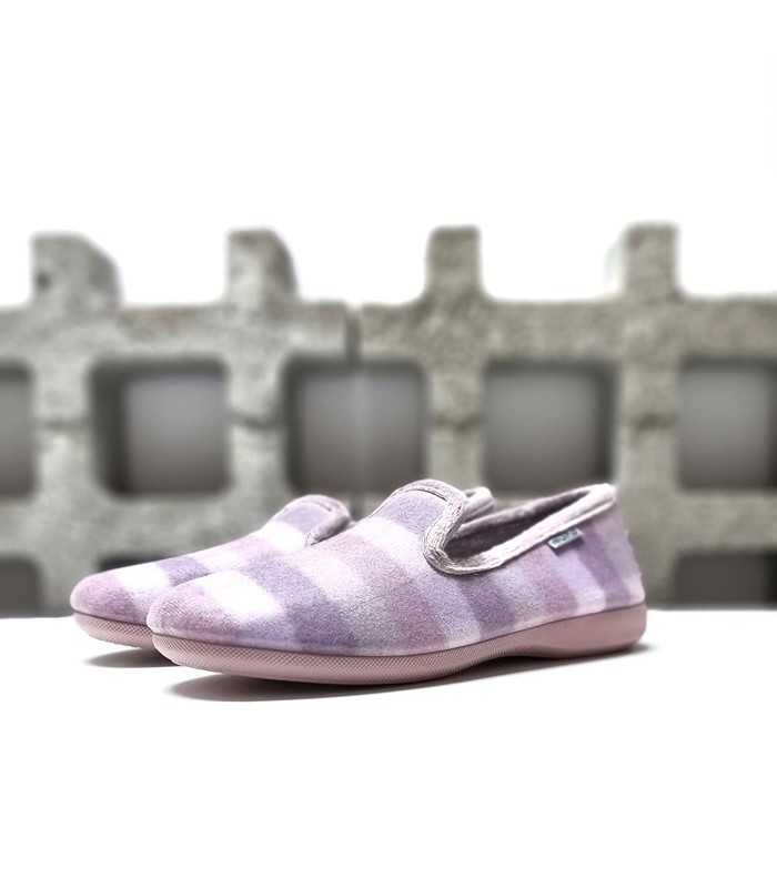 Zapatillas casa mujer cuadros rosa vista semi lateral