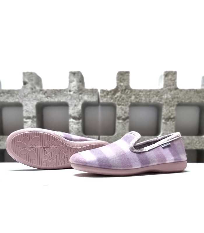 Suela flexible y antideslizante en la zapatillas de casa Garrido Muro en zapatilla rosa