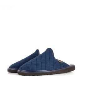 Vista medio perfil de la zapatillas Segovia azul de Pelusin, mostrando el corte textil acolchado.