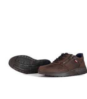 Vista del piso ligero de goma del zapatos marrones de Luisetti Barak para hombre.