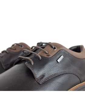 detalle del cierre de cordones de Zapatos cordones impermeable hombre