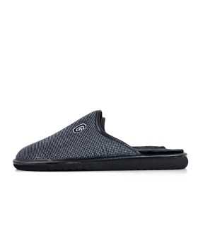 Foto de perfil: "Zapatilla descalza para hombre en gris de Garrido Muro, perfecta para el invierno."
