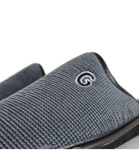 Detalle del tejido de zapatillas casa azul para hombre de Muro
