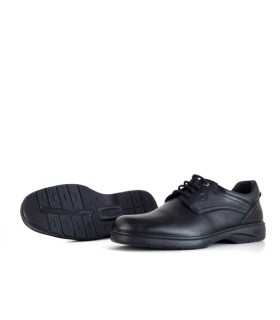 Vista de la suela ultra ligera y antideslizante del zapato Luisetti en zapato negro