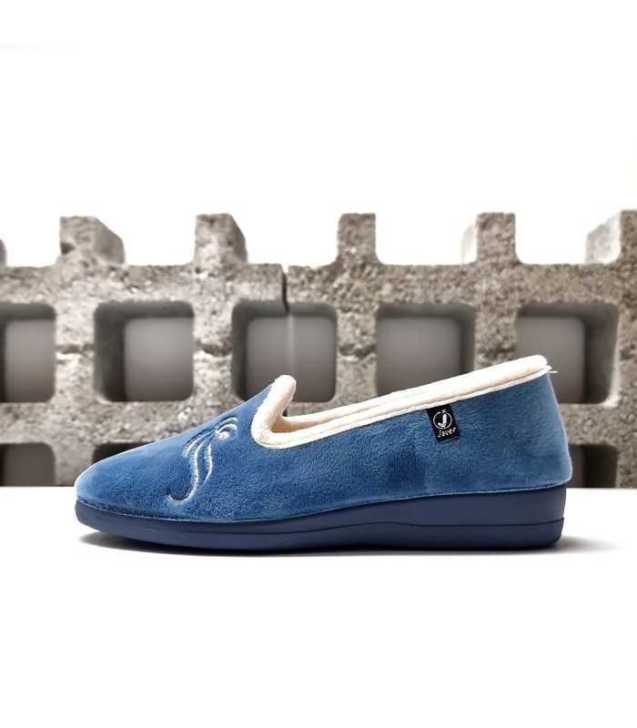 Perfil lateral zapatillas casa cerrada azul mujer bordado floral
