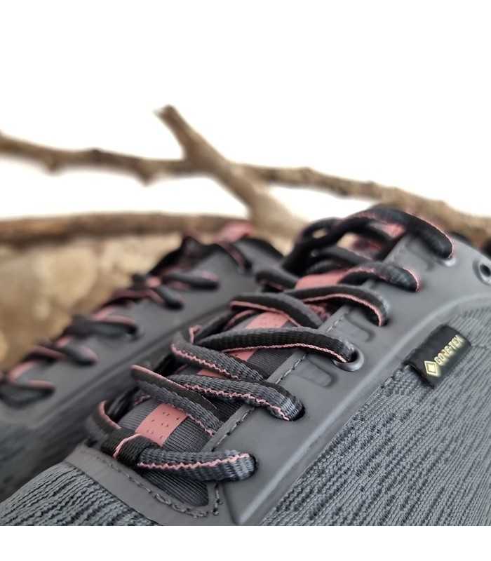 Foto de los Cordones : Cierre clásico con cordones ajustables para un ajuste cómodo.