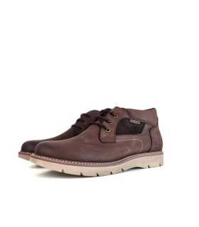 foto de medio perfil de botas marron para hombre de himalaya.