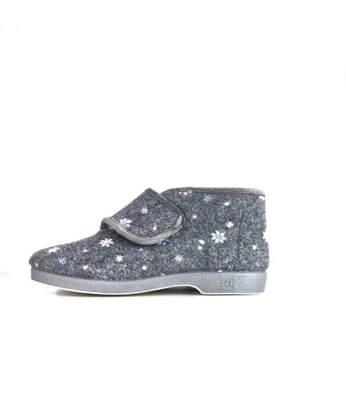 Zapatilla bota gris Doctor Cutillas con flores bordadas - vista lateral completa