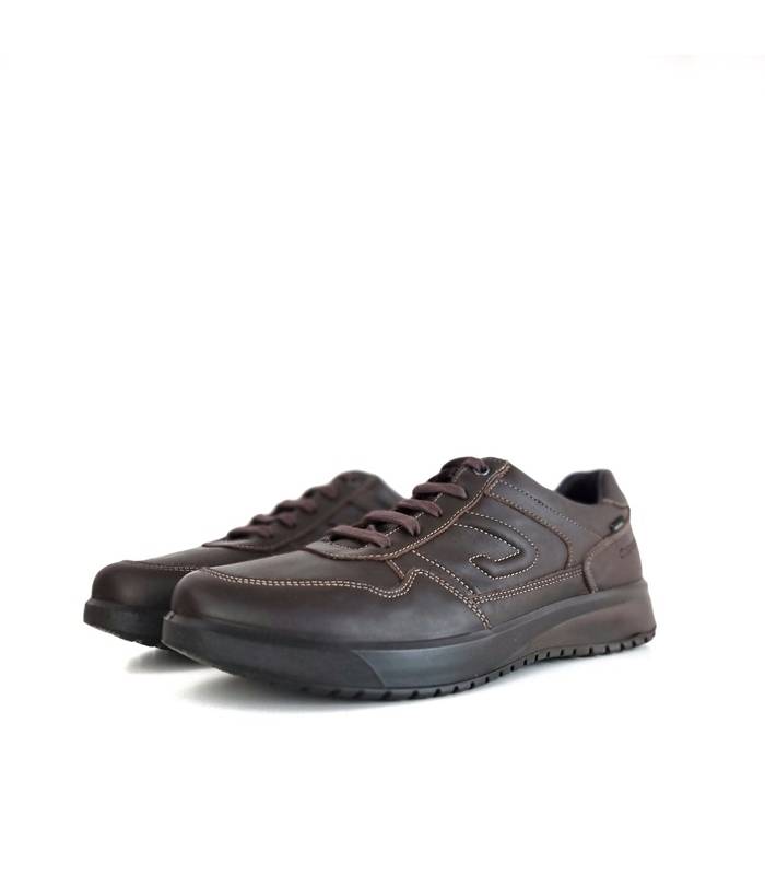 Zapato sport de cordones Grisport en marrón chocolate, vista de medio perfil.