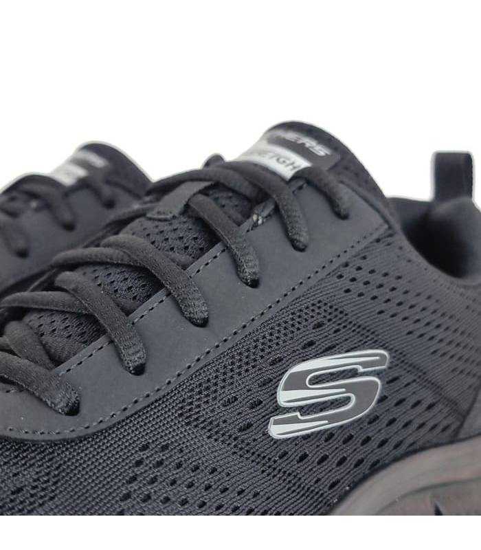 Detalle del tejido de malla de deportivo de Skechers color negro