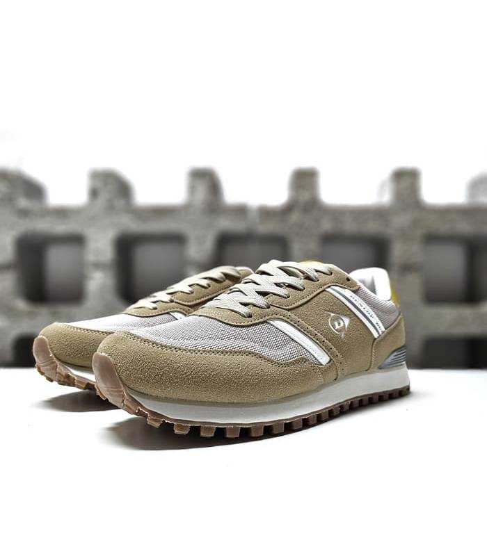 zapatillas casual color beige para hombre de Dunlop, vista de medio perfil