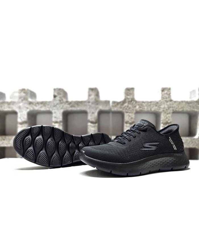 Suela Skechers Go Walk Flex con tecnología Flex Pillars™ para una tracción estable y pisada segura de zapatilla negra
