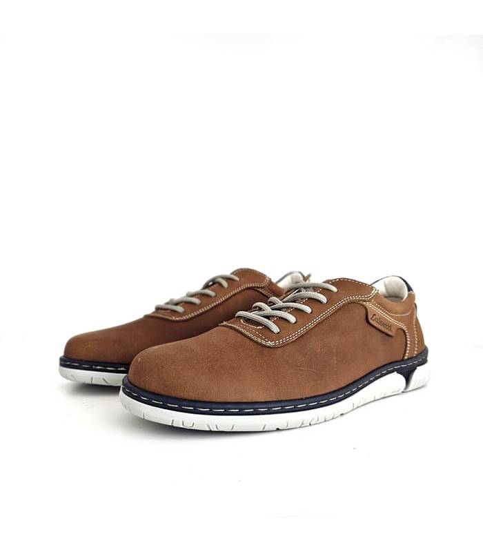 Zapatos de nobuck marrón para hombre con cordones de Luisetti, vista de medio perfil