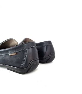 Zapato cómodo y ligero para verano en piel de vacuno negro vista de parte trasera