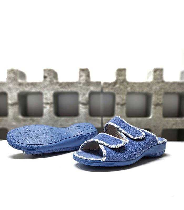 vista de las suela antideslizante de las zapatillas de verano de Cabrera