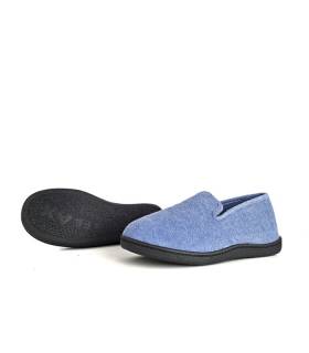 Suela flexible ‘RELAX ABSOLUT’ en color negro para mayor comodidad.
