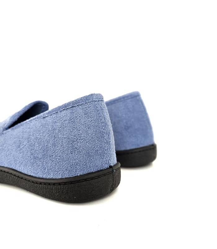 Zapatilla de casa Plumaflex ideal para el verano, hecha en España, vista trasera