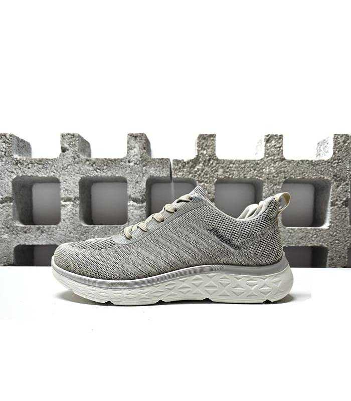 Zapatilla transpirable y ligera ideal para el verano de jhayber color beige