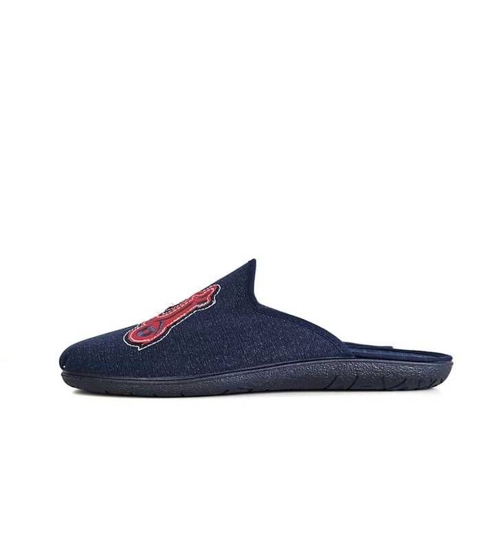 Vista de perfil de zapatilla de verano descalza ,Regalo ideal para moteros.