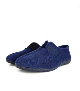 Zapatillas hombre de rizo azul con cierre de velcro y apertura en el empeine.