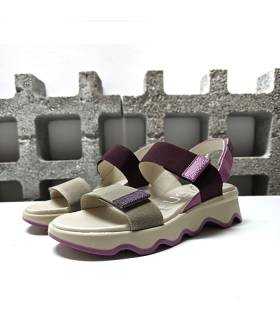 Sandalias mujer Leyland color morado con plataforma vista de medio perfil