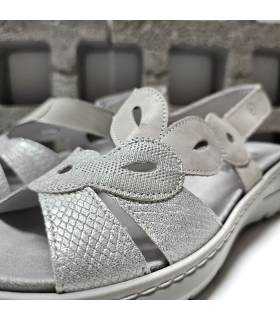 detalle piel fantasía plata sandalia mujer Suave