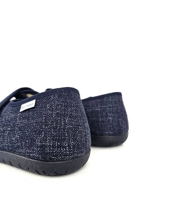 Vista trasera de zapatillas de casa para personas mayores de Cabrera