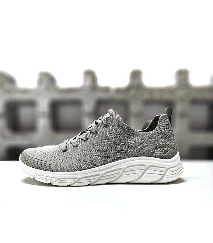 Foto de perfil lateral: Deportivo mujer verde Skechers Graceful Stride con punto técnico ultraligero.