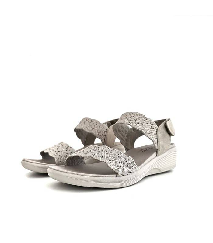 Sandalias cuña mujer On the Rise Skechers con plantilla Luxe Foam y cierre velcro.