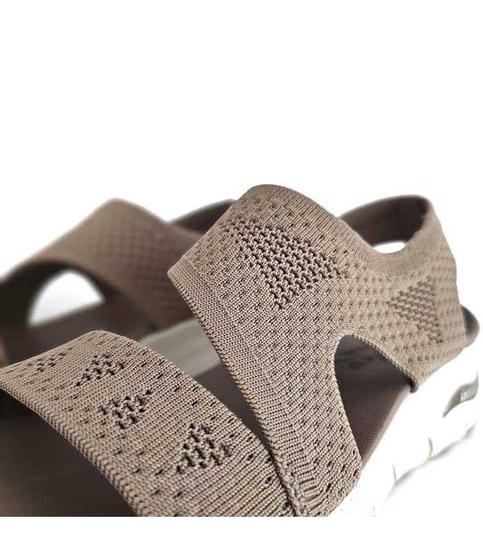 detalle punto textil sandalia Skechers Arch Fit moca mujer