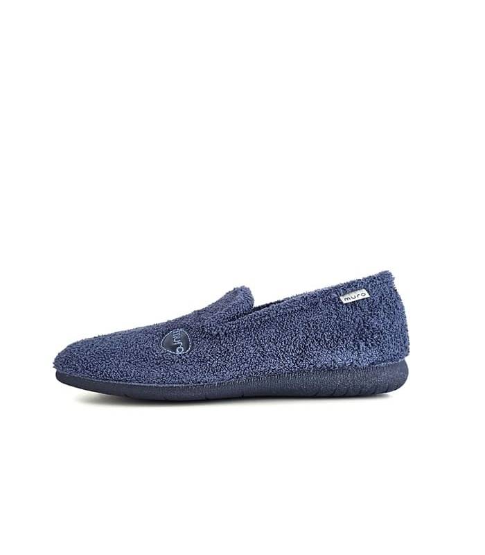 Zapatilla casa hombre rizo azul vista de perfil, ideal para verano por su tejido fresco tipo toalla.