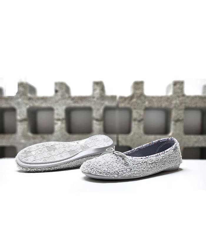 Suela goma antideslizante zapatilla mujer tela rizo gris Garrido Muro.