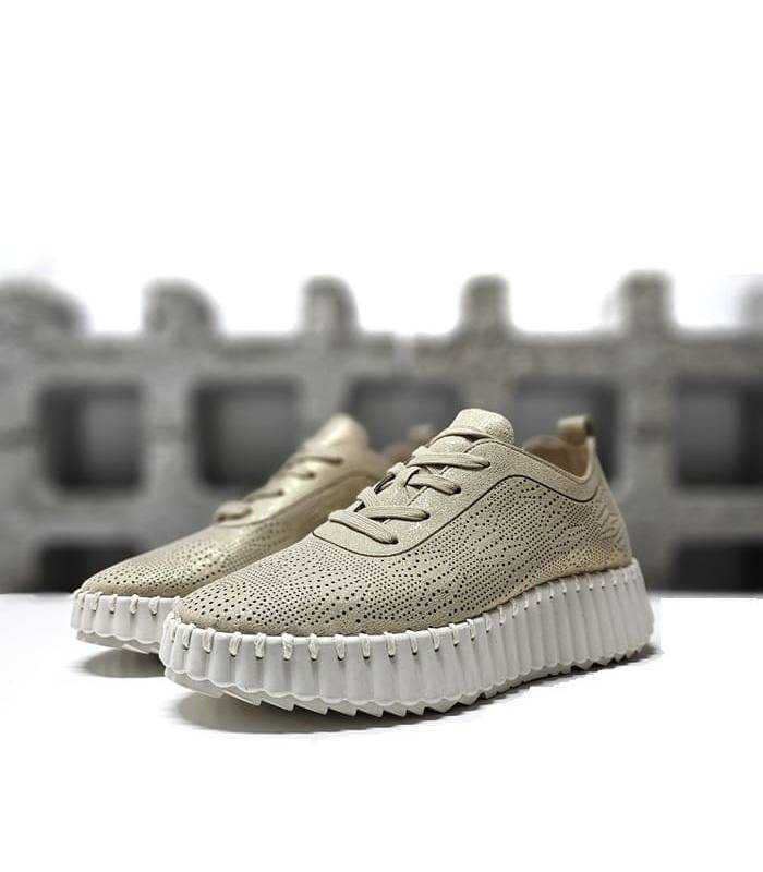 Zapatillas urbana piel calada dorada mujer con suela original.