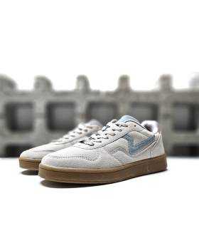 zapatilla casual mujer beige medio perfil detalle rosa Nuarbe Paredes